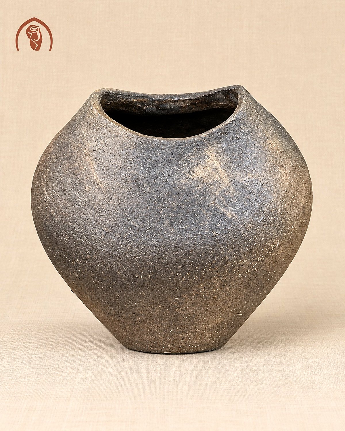 Ảnh 1/3: bình hoa gốm Chăm Bàu Trúc nặn tay, đất nung không men